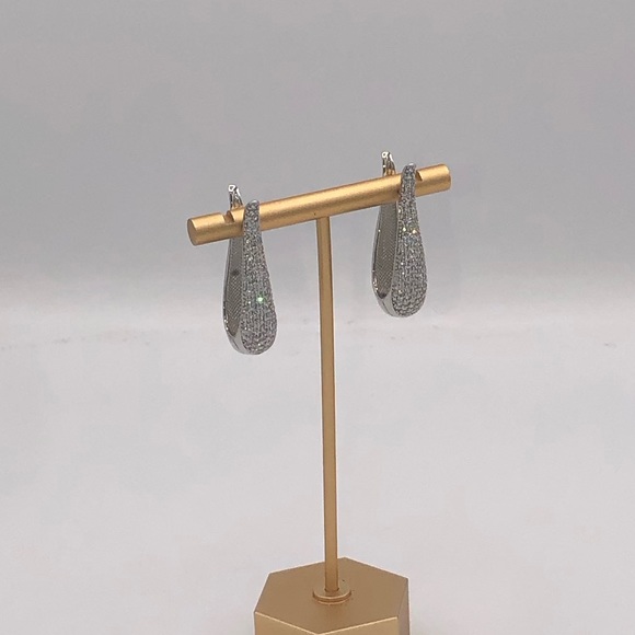 3ct Tulip Hoop Earrings - Picture 6 of 13